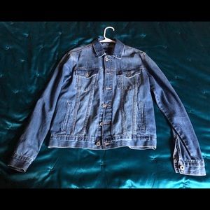 Forever 21 Men’s lightweight Jean jacket
